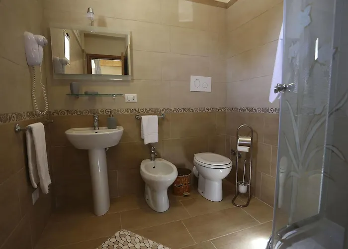 Paradiso Grotte (Sicily)