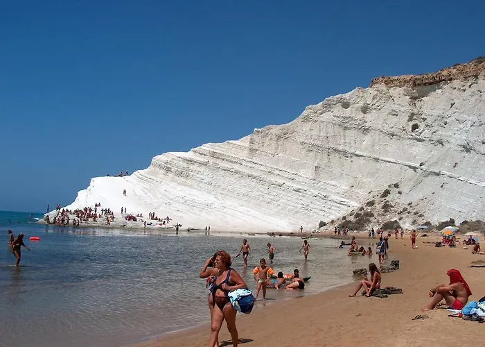 Paradiso Grotte (Sicily)